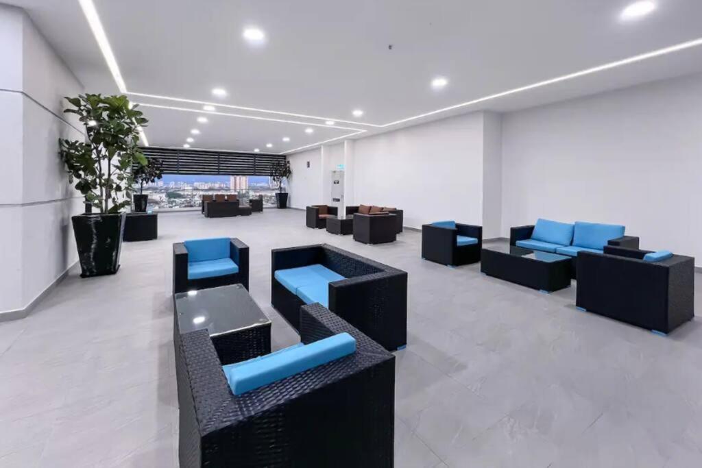 Lavile Premier Cheras 5 - 6 Pax 3r2b *