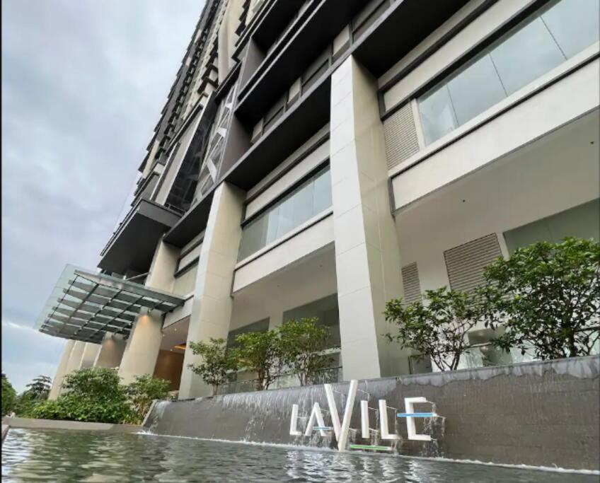 Lavile Premier Cheras 5 - 6 Pax 3r2b * Kuala Lumpur