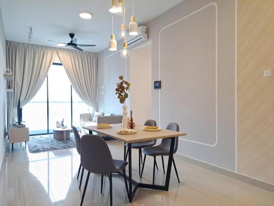 Lavile Premier Cheras 5 - 6 Pax 3r2b Apartamento *